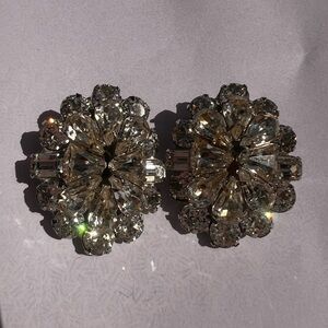 Vintage Exquisite Large diamond Rhinestone Clip On Statement Earrings